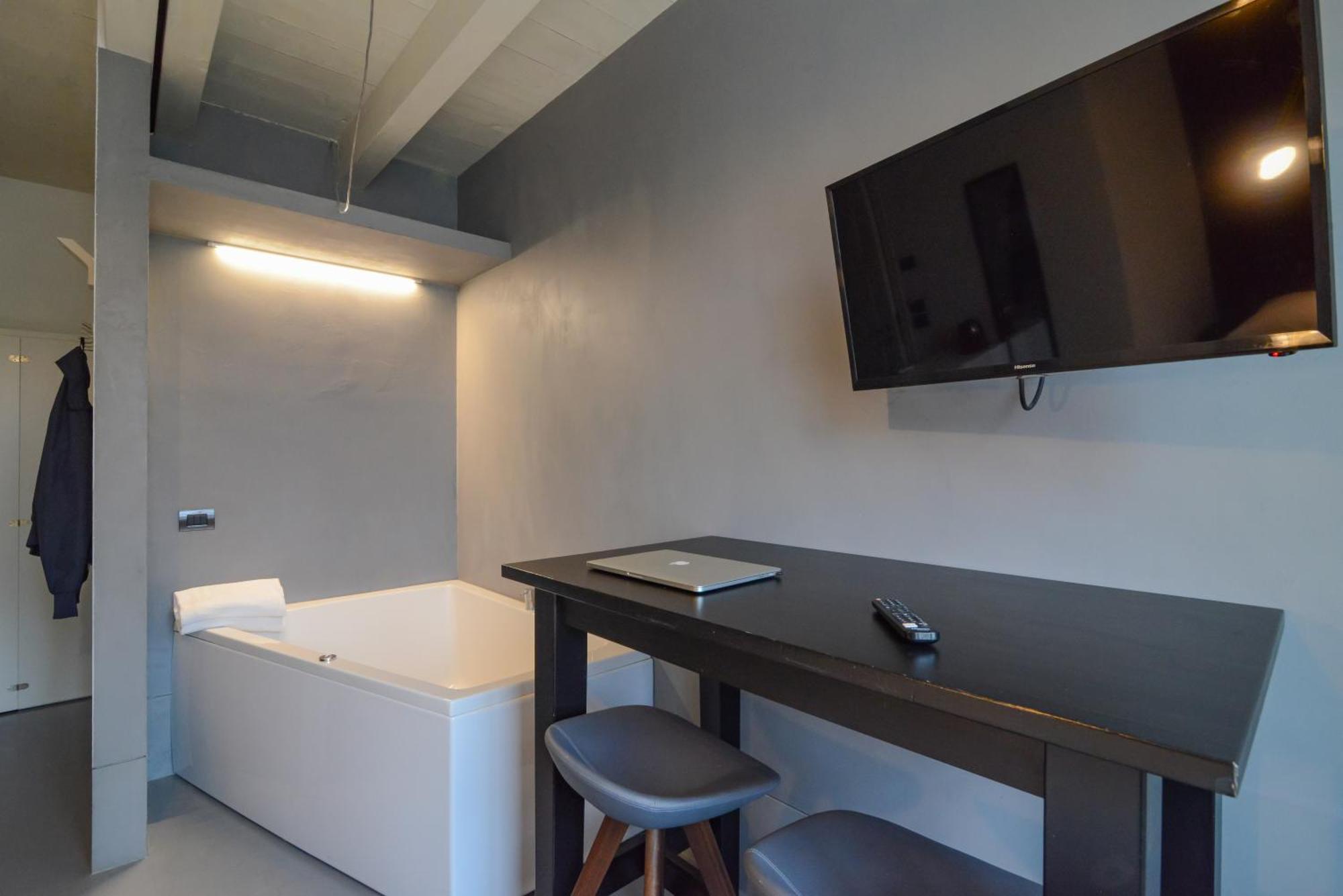 Cabanon Urban Apartments Пескьера-дель-Гарда Экстерьер фото