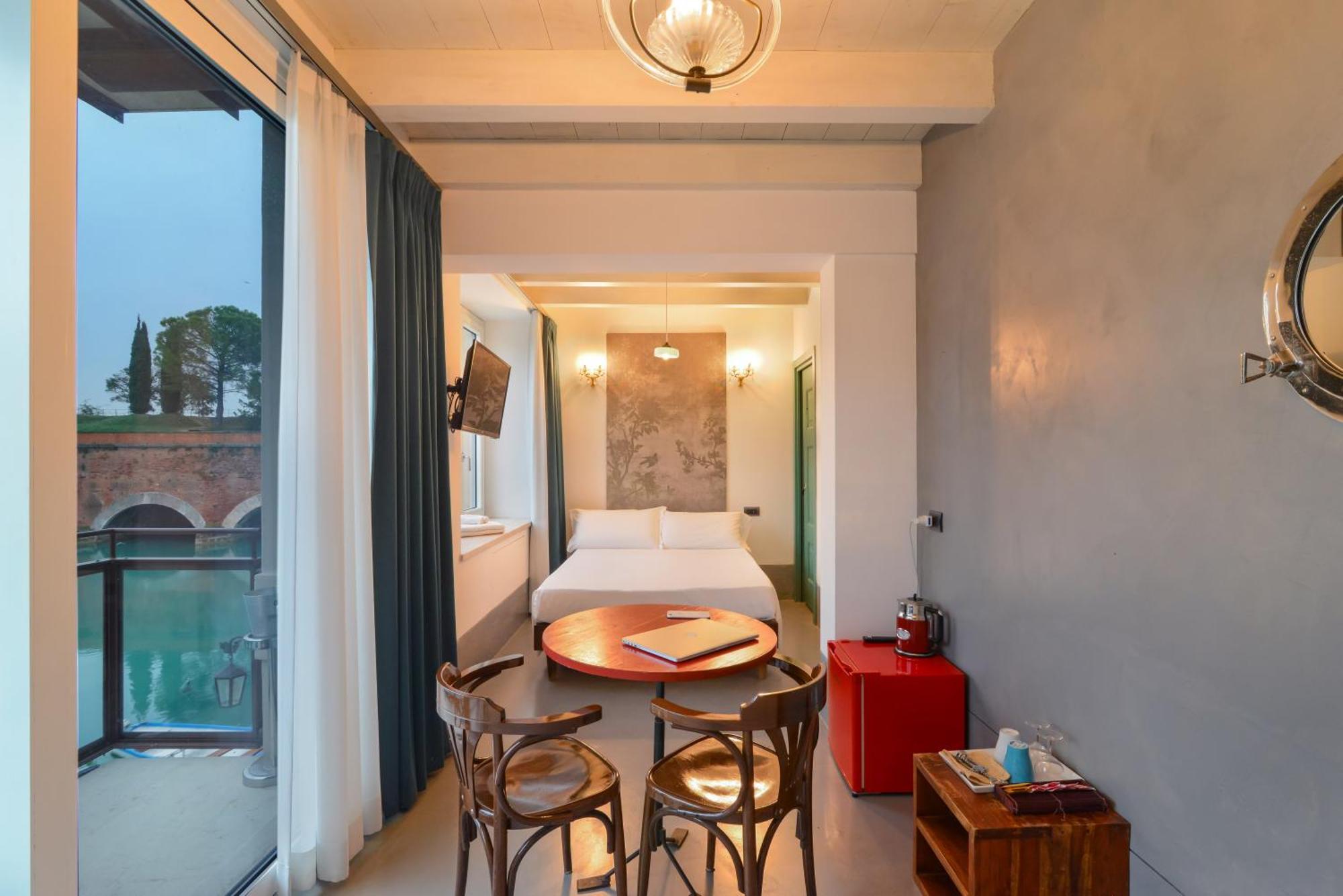 Cabanon Urban Apartments Пескьера-дель-Гарда Экстерьер фото