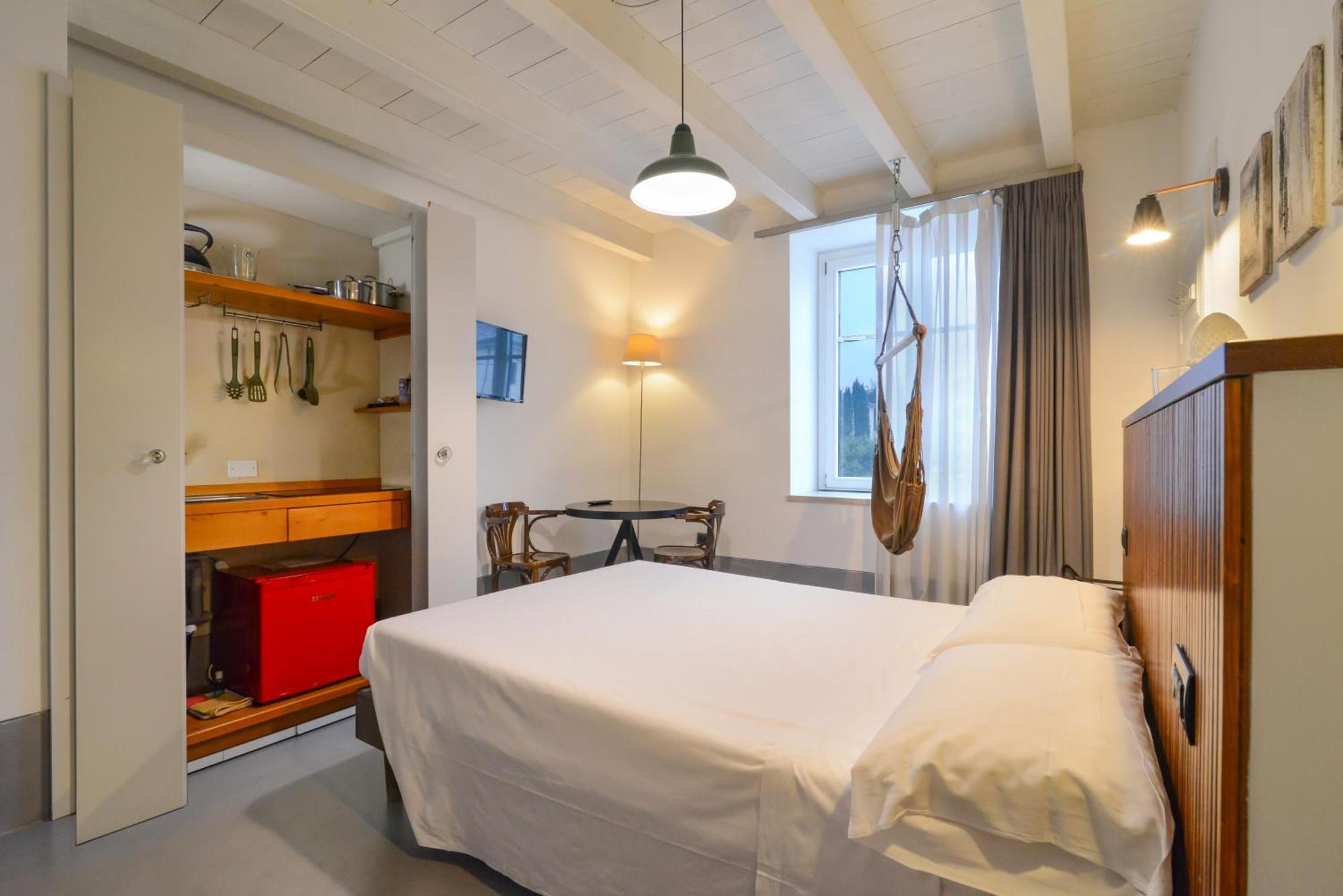 Cabanon Urban Apartments Пескьера-дель-Гарда Экстерьер фото