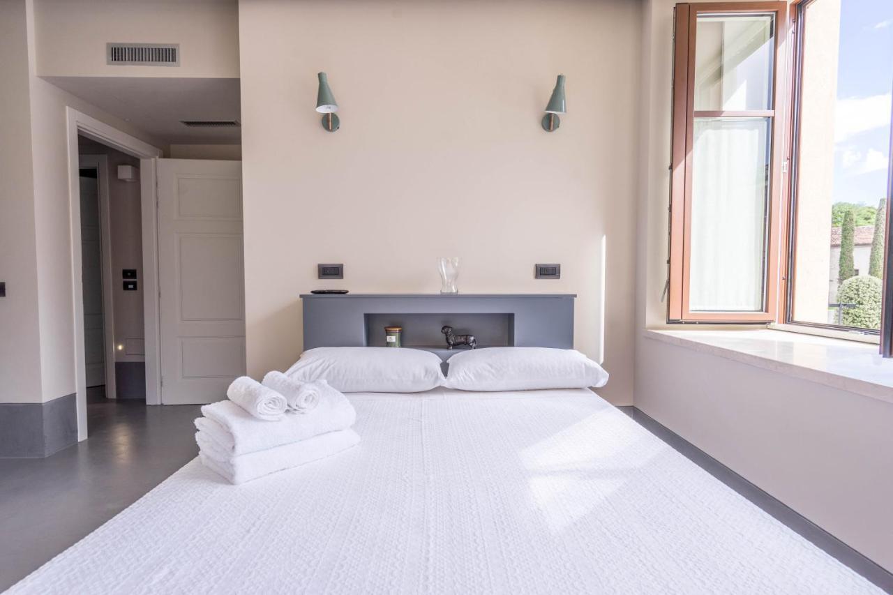 Cabanon Urban Apartments Пескьера-дель-Гарда Экстерьер фото