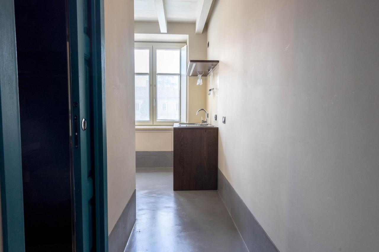 Cabanon Urban Apartments Пескьера-дель-Гарда Экстерьер фото